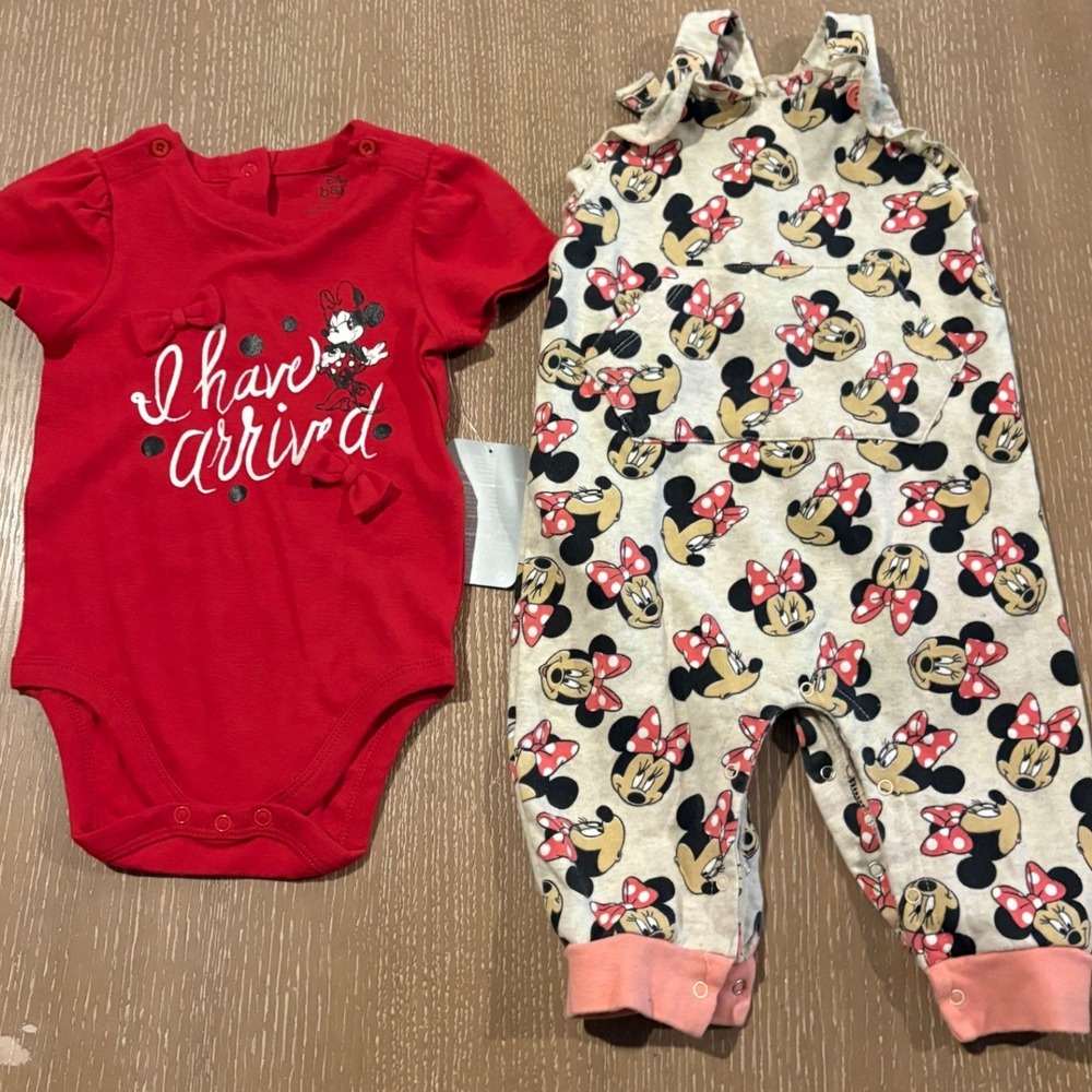 Disney Baby Minnie Mouse 24M Bodysuit & Romper Red "I Have Arrived" Bow Print